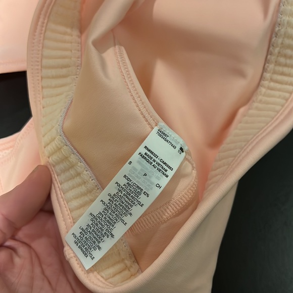 NWT peach pink nike sports bra - small - Picture 5 of 8